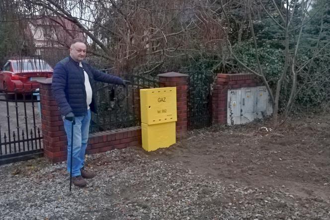 Pan Robert Buczek został podłączony do gazu w piątek wieczorem. Inni mieszkańcy Szewc nadal czekają