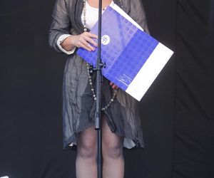 Była wielką gwiazdą hitu Polsatu. Z powodu rodzinnej tragedii usunęła się w cień
