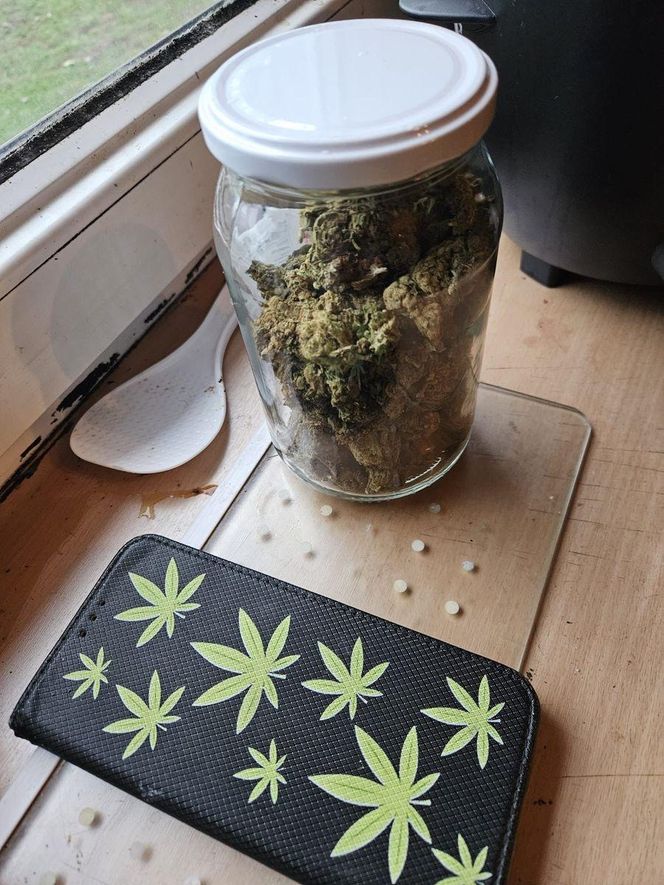 Tarnowscy policjanci zatrzymali 31-latka z dużą ilością narkotyków