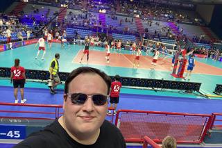 Ksiądz Marcin Stopka został spikerem stadionowym