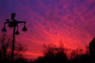 Niebo nad Bydgoszczą zapłonęło! Zobaczcie wyjątkowy wschód słońca! [GALERIA]