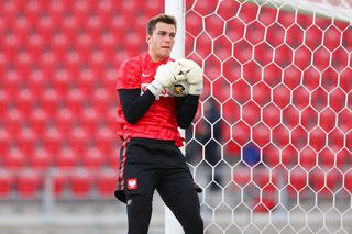 Polski bramkarz będzie miał problemy z regularną grą? Jego klub ściąga golkipera Bayernu