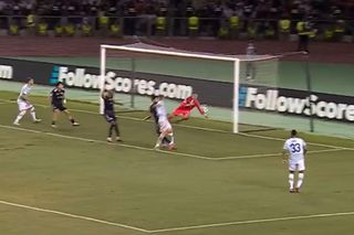 Liga Mistrzów: Kapitalna parada polskiego bramkarza! Uratował klub i awans [WIDEO]
