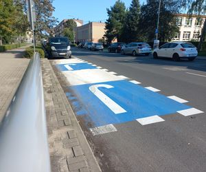 Policja szuka wandala, który przemalował strefę