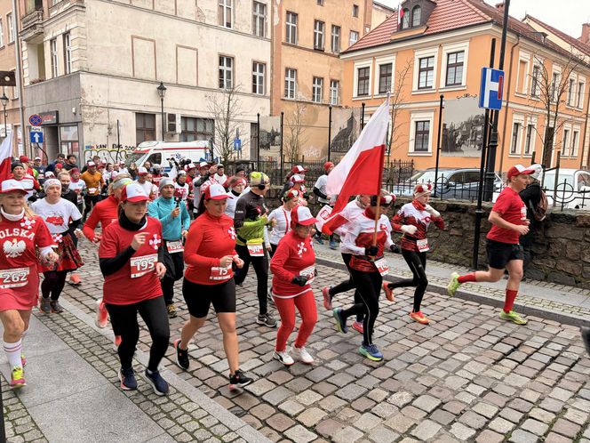 Bieg Niepodległości powrócił do Grudziądza. 300 biegaczy na starcie