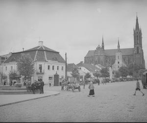 Rynek Kościuszki w Białymstoku. Tak zmieniał się centralny plac miasta od XIX wieku