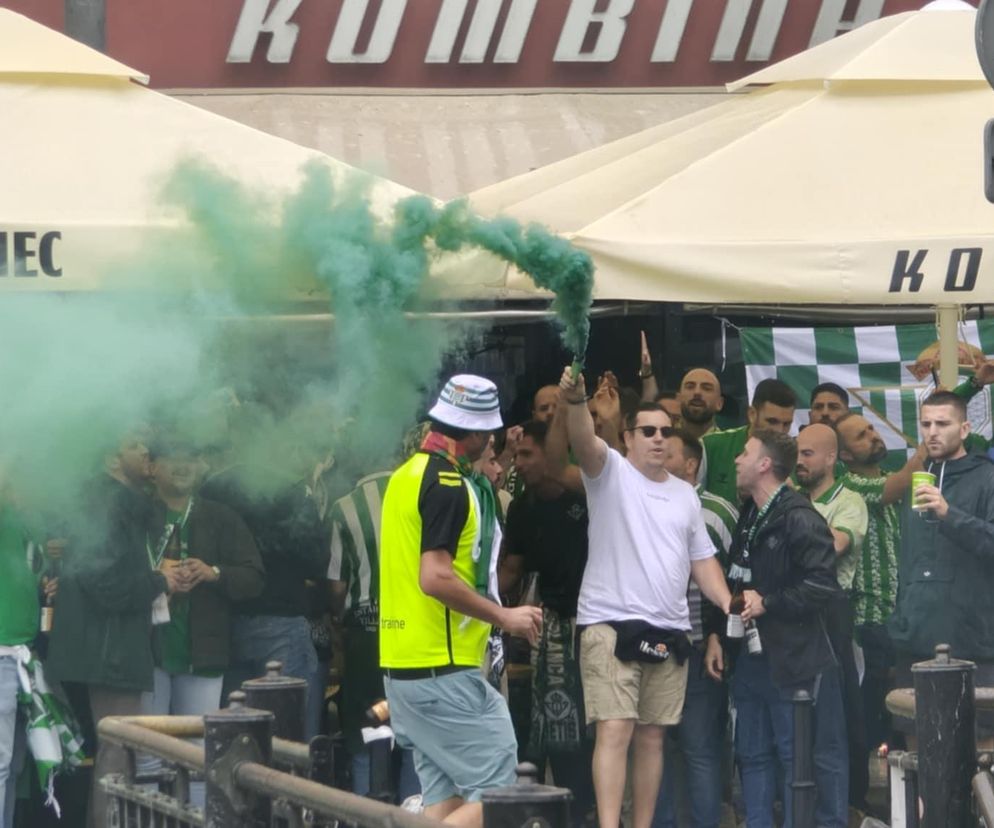 Finał LKE. Kibice Betisu i Chelsea już pod stadionem 