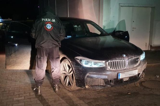 Ukradł sprzed sklepu BMW warte ćwierć miliona złotych
