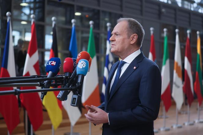 Premier Tusk bierze udział w nadzwyczajnym szczycie Rady Europejskiej