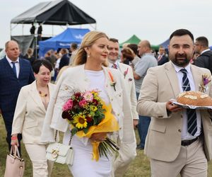 Korowód dożynkowy na dożynkach wojewódzkich 2025 w Świdniku