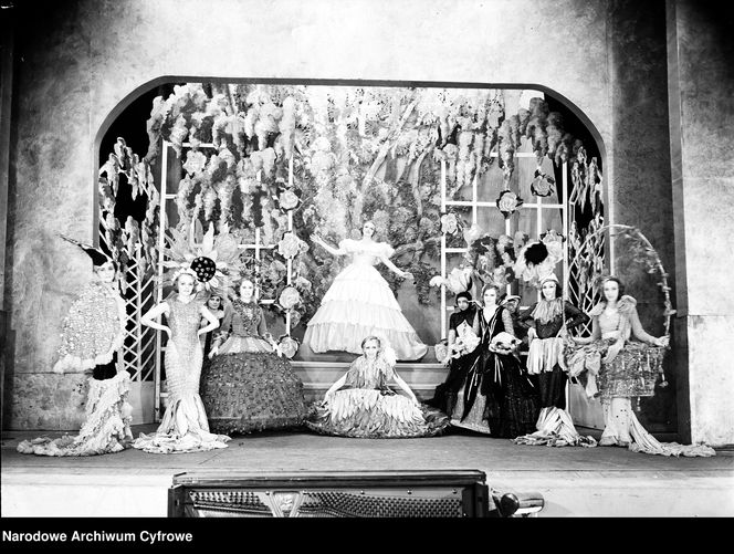 Rewia „Kwiaty” w Teatrze Bagatela w Krakowie