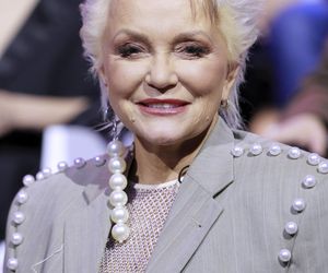 Ostrowska odsłoniła swoje wdzięki podczas Szansy na sukces. 66-latka zrobiła show!