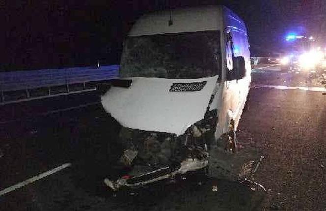 Wypadek na autostradzie A4, sześć osób trafiło do szpitala