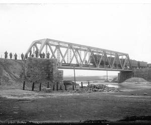 Lata 1900-1915 , Most na Bystrzycy w Hajdowie. Rozebrany ok 2010 r. Na jego miejsce powstał nowy.