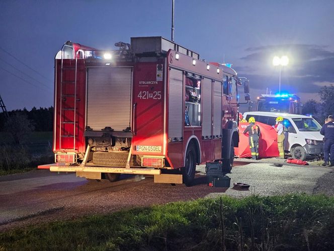 Śmiertelny wypadek na szosie Gniezno - Czerniejewo w Gębarzewie, skuter uderzył w busa