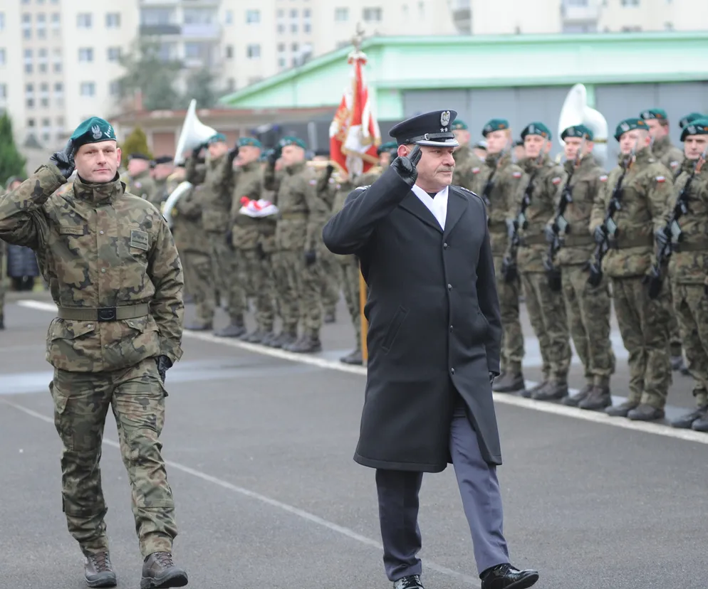 Ochotnicy złożyli przysięgę wojskową. Służyć wiernie Rzeczypospolitej, życia ani krwi nie szczędzić” 