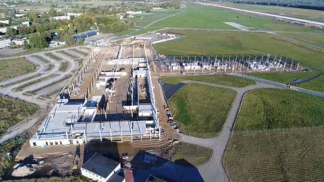 Postępy na budowie lotniska w Radomiu październik