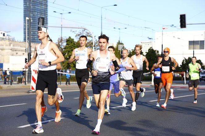 Uczestnicy 46. edycji Nationale-Nederlanden Maratonu Warszawskiego