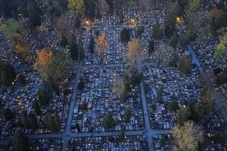 Tak wygląda nocą cmentarz przy ul. Lipowej w Lublinie!