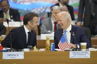 Biden i Macron mają to ogłosić. Zawieszenie broni kwestią godzin