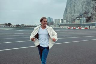 Hubert Szczypek z Gogglebox. Przed telewizorem kradnie kobiece serca. Tego o nim nie wiecie