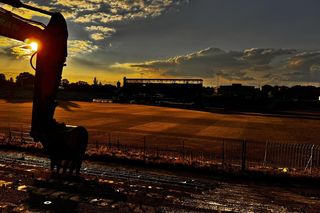 Stadion Ruchu Chorzów przechodzi do historii. Trwa rozbiórka legendarnej trybuny