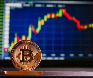 Wiceminister ostrzega: Polska musi prowadzić rejestr firm z kryptowalutami