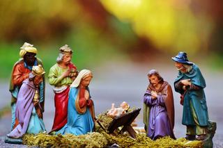 Profanacja świątecznej szopki w Brzesku. Utrącono Dzieciątku Jezus rączki