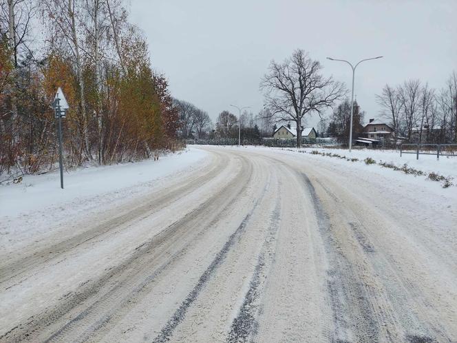 Starachowice zasypane śniegiem (03.12.2023.)