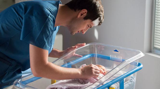 Na dobre i na złe, odcinek 682: Adam zostaje ojcem. Poznajcie Józia - ZDJĘCIA