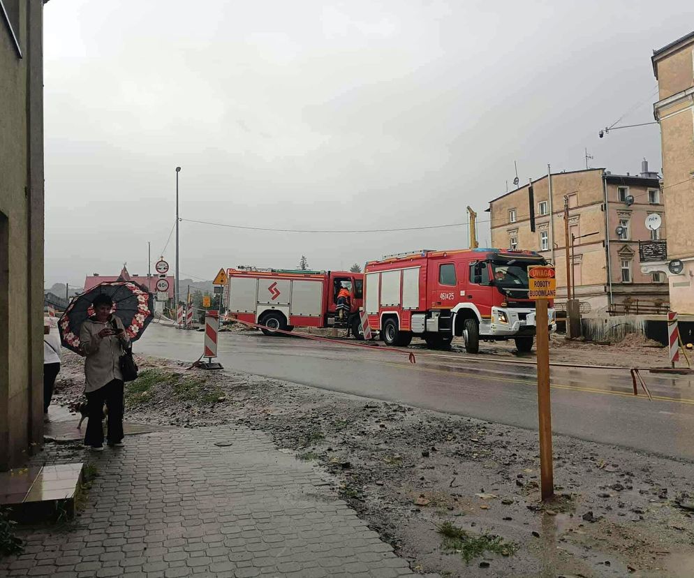 Ulewne deszcze nad Opolszczyzną. Strażacy wyjechali już na ok. 50 interwencji 