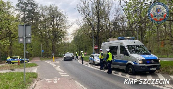 Szczecińscy policjanci podczas kontroli drogowych w okresie świąt Wielkanocnych