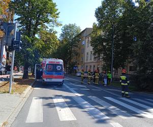 Wypadek na skrzyżowaniu ulic Szkotnik i Mościckiego