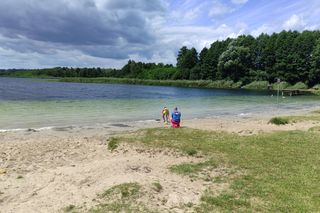 10-letnia Julka utopiła się w jeziorze, a dookoła było pełno osób! 