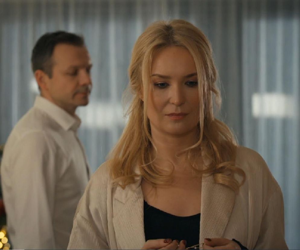 Barwy szczęścia, odcinek 3197. Bruno (Lesław Żurek), Karolina (Marta Dąbrowska)