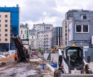 Parking podziemny pod placem Powstańców Warszawy w budowie