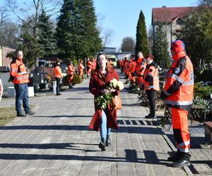 Ostatnie pożegnanie ratownika medycznego, który zmarł na dyżurze