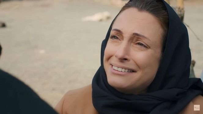 Zrozpaczona Mürvet zacznie krzyczeć na Kuzeya przy grobie swojej córki