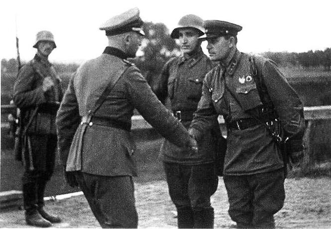 Spotkanie armii radzieckiej i Wehrmachtu. Okupowana Polska, 09/1939