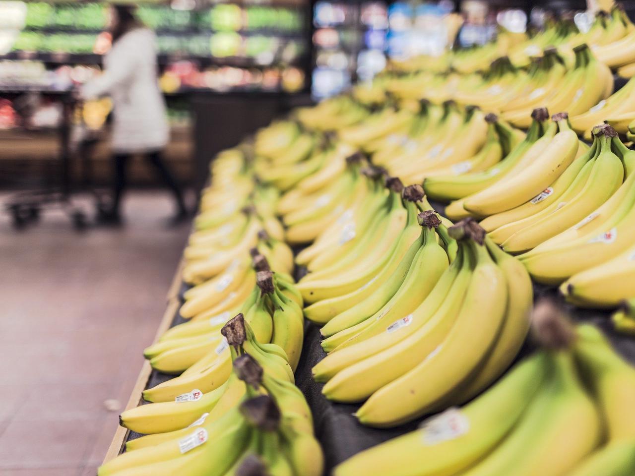 Pomorskie: Znaleziono narkotyki W BANANACH podczas rozładunku w sklepie!