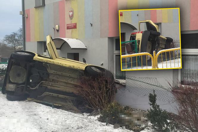 Dzika Panda chciała wjechać do przedszkola. Zatrzymała się na elewacji