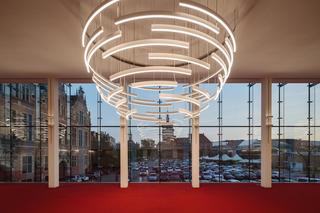 Budynek Dużej Sceny Teatru Wybrzeże w Gdańsku po modernizacji