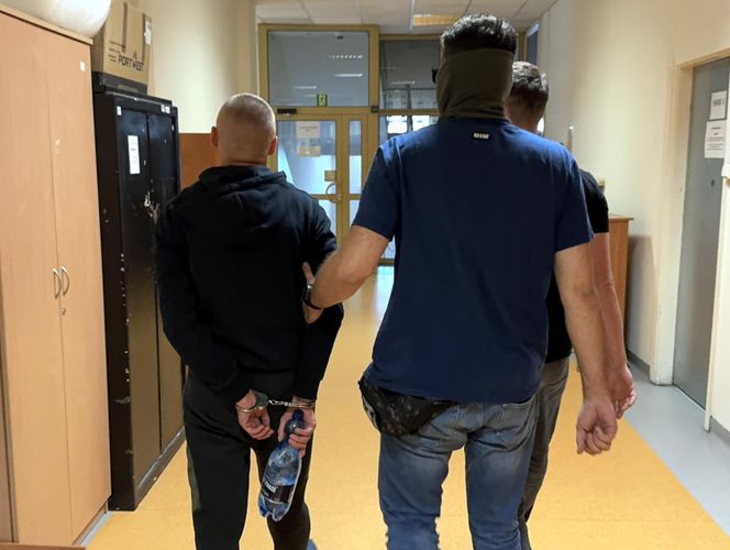 Gang producentów śmierci rozbity. 1,5 tony narkotyków i broń. Aż 22 osoby za kratami!