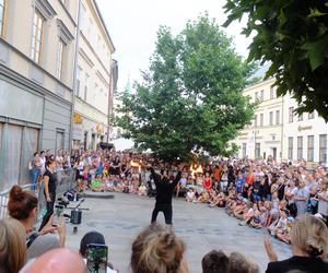 Carnaval Sztukmistrzów w Lublinie. Przyjechali artyści z całego świata. Niesamowity popis umiejętności