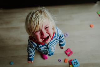 Kiedy dziecko nie nadaje się do żłobka? Psycholog o ważnych sygnałach