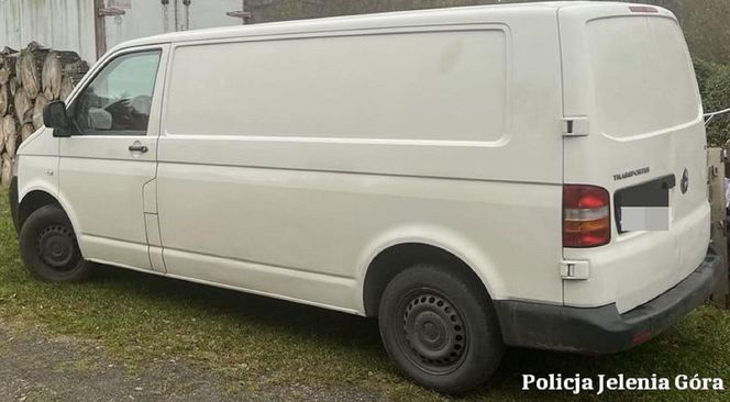 Próbował wciągnąć nastolatkę do busa! Wcześniej proponował podwózkę