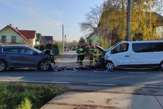 Pięć osób rannych po czołowym zderzeniu w Tarnowie. Kierowca kii miał 1,5 promila