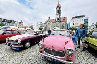 Rajd pojazdów zabytkowych w Tarnowskich Górach