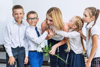 Wierszyki na Dzień Nauczyciela. Krótkie rymowanki na Dzień Edukacji Narodowej