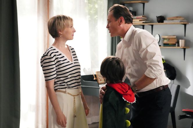 Barwy szczęścia odc. 3262. Sonia (Weronika Nockowska), Mateuszek (Filip Kowalewicz), Robert Stefaniak (Paweł Ławrynowicz)